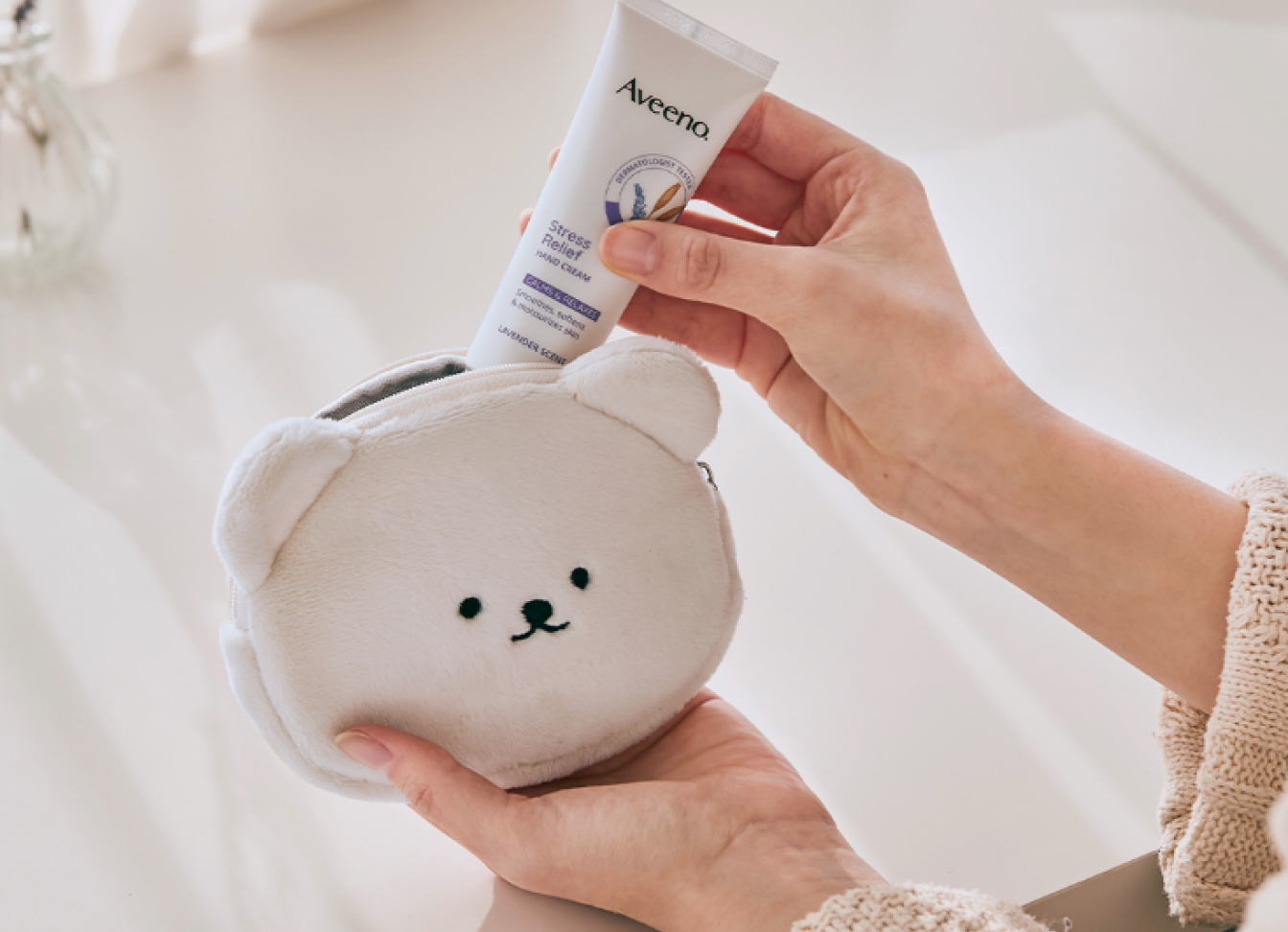 J화장품사 캐릭터 굿즈