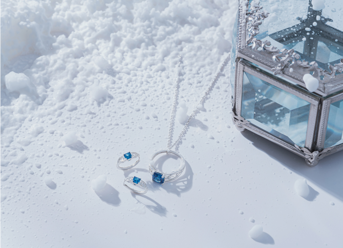 녹음의 관 펀딩 및 공식 굿즈 제작